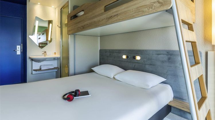 Ibis Budget Versailles Trappes Exterior
