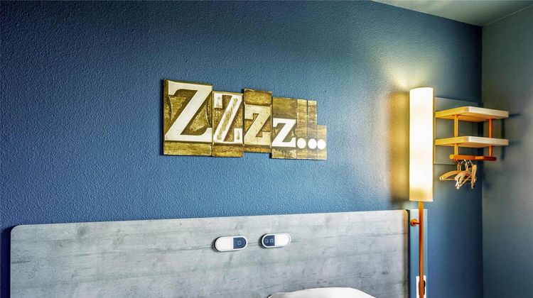 Ibis Budget Versailles Trappes Room