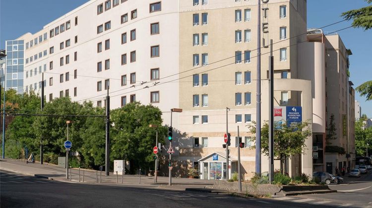 Ibis Budget Lyon Caluire Exterior