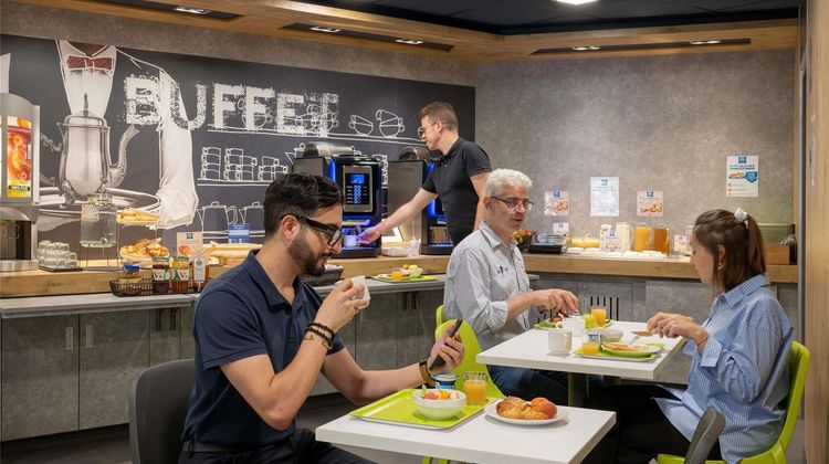 Ibis Budget Lyon Caluire Exterior