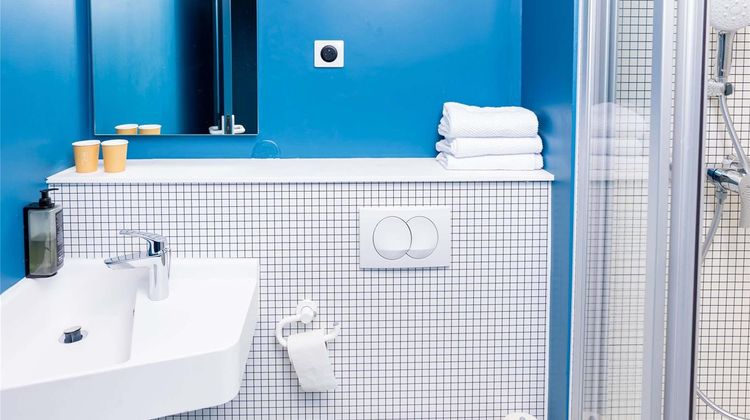 Ibis Budget Lyon Caluire Exterior