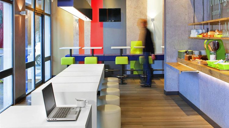 Ibis Budget Marne La Vallee Exterior