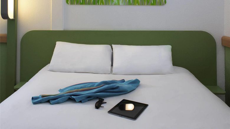<b>Ibis Budget Chambery sud Challes Eaux Room</b>. Images powered by <a href="https://iceportal.shijigroup.com/" title="IcePortal" target="_blank">IcePortal</a>.