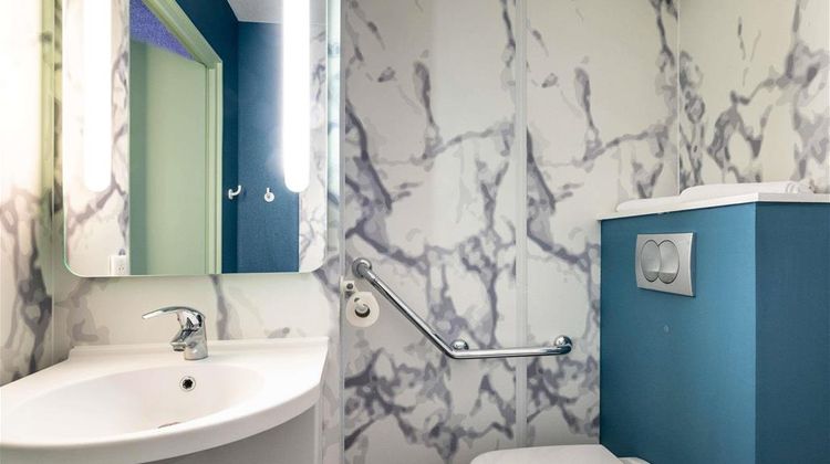 Ibis Budget Saint-Etienne Exterior