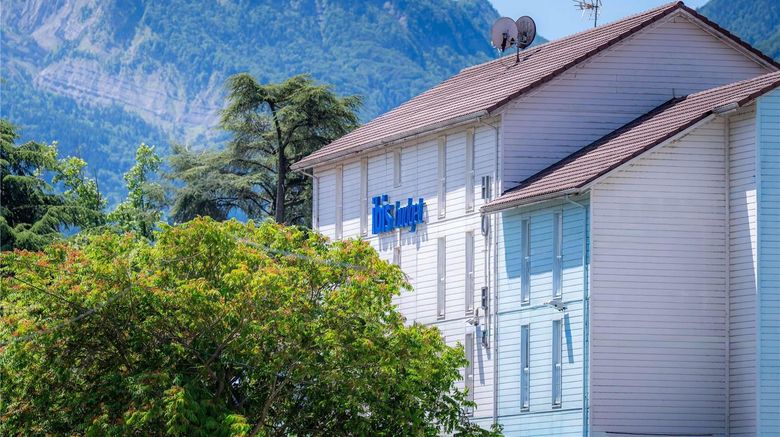 <b>Ibis Budget Chambery Centre Exterior</b>. Images powered by <a href="https://iceportal.shijigroup.com/" title="IcePortal" target="_blank">IcePortal</a>.