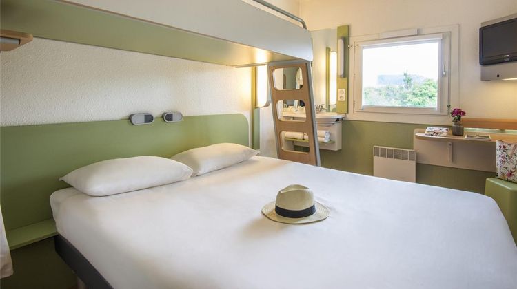 Ibis Budget Aix Le Canet Room