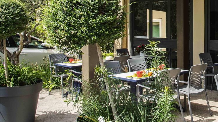 Ibis Budget Aix Le Canet Exterior