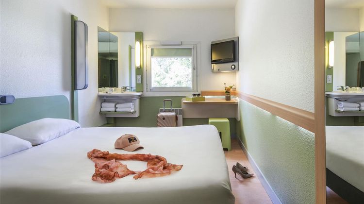 Ibis Budget Aix Le Canet Room