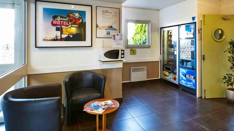 Ibis Budget Chartres Exterior