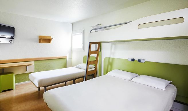 Ibis Budget Chartres Exterior