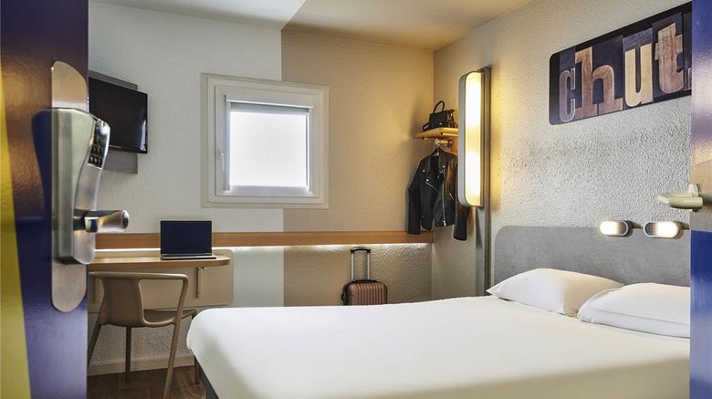 <b>Ibis Budget Versailles Chateau Saint Cyr Room</b>. Images powered by <a href="https://iceportal.shijigroup.com/" title="IcePortal" target="_blank">IcePortal</a>.
