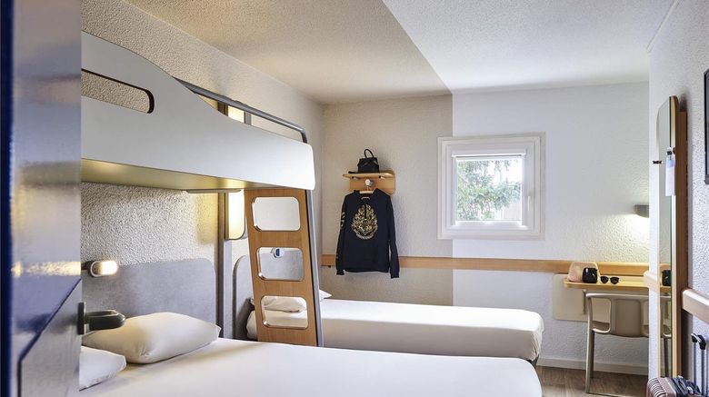 <b>Ibis Budget Versailles Chateau Saint Cyr Room</b>. Images powered by <a href="https://iceportal.shijigroup.com/" title="IcePortal" target="_blank">IcePortal</a>.