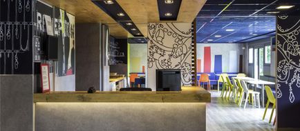 Ibis Budget Versailles Chateau Saint Cyr Exterior