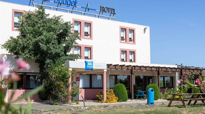 <b>Ibis Budget Narbonne Sud Exterior</b>. Images powered by <a href="https://iceportal.shijigroup.com/" title="IcePortal" target="_blank">IcePortal</a>.