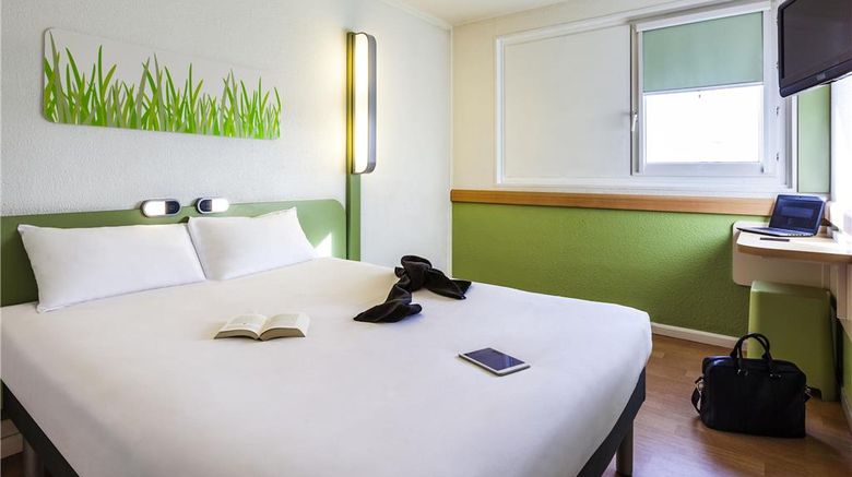 <b>Ibis Budget Paris Porte de Bagnolet Exterior</b>. Images powered by <a href="https://iceportal.shijigroup.com/" title="IcePortal" target="_blank">IcePortal</a>.