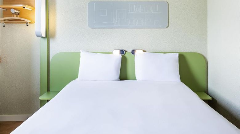 <b>Ibis Budget Paris Porte De Bercy Room</b>. Images powered by <a href="https://iceportal.shijigroup.com/" title="IcePortal" target="_blank">IcePortal</a>.