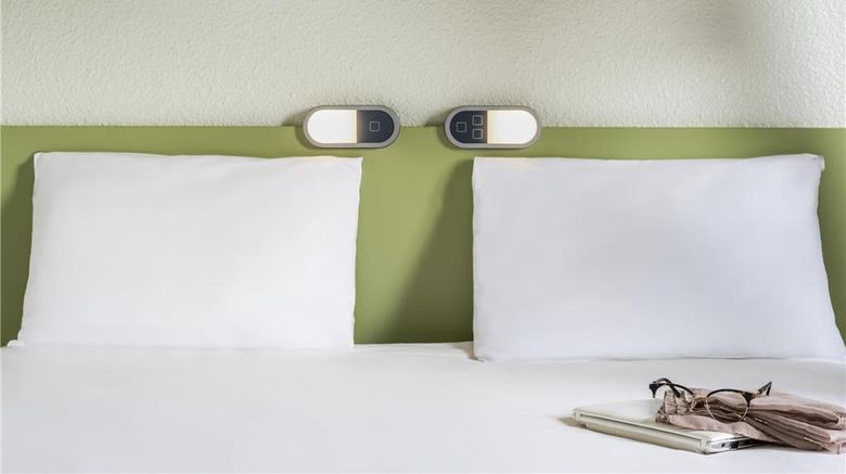 <b>Ibis Budget Paris Porte De Bercy Room</b>. Images powered by <a href="https://iceportal.shijigroup.com/" title="IcePortal" target="_blank">IcePortal</a>.