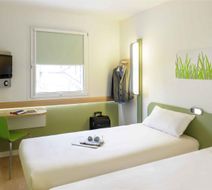 Ibis Budget Lyon Saint-Genis-Laval Room