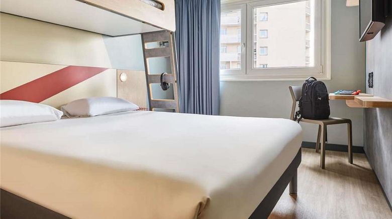 <b>Ibis Budget Poitiers Futuroscope Room</b>. Images powered by <a href="https://iceportal.shijigroup.com/" title="IcePortal" target="_blank">IcePortal</a>.