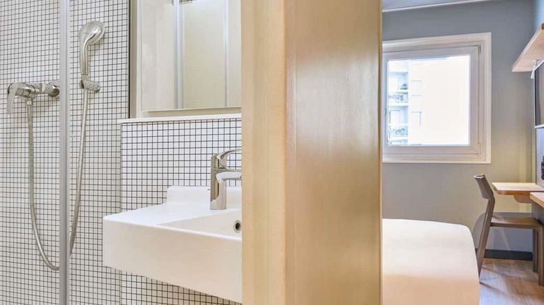 <b>Ibis Budget Poitiers Futuroscope Room</b>. Images powered by <a href="https://iceportal.shijigroup.com/" title="IcePortal" target="_blank">IcePortal</a>.