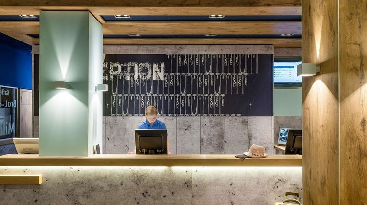 Ibis Budget Cannes Mougins Exterior