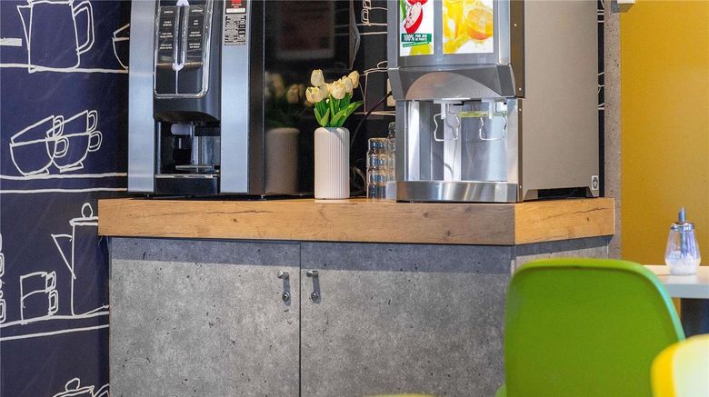 <b>Ibis Budget Caen Mondeville Restaurant</b>. Images powered by <a href="https://iceportal.shijigroup.com/" title="IcePortal" target="_blank">IcePortal</a>.