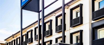 Ibis Budget Campbelltown Exterior