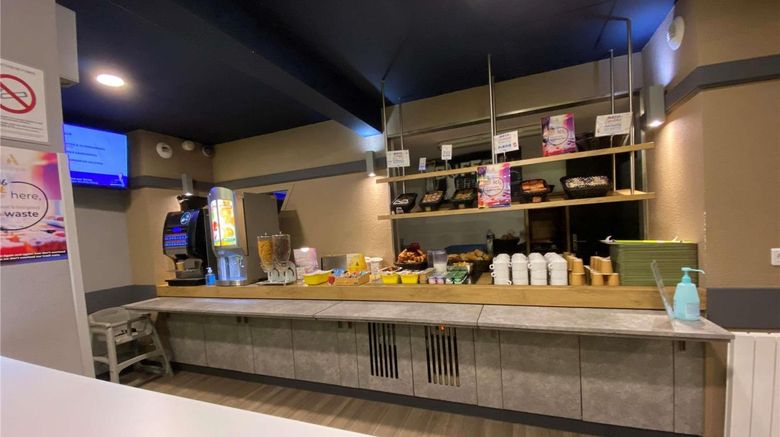 <b>Ibis Budget Fecamp Restaurant</b>. Images powered by <a href="https://iceportal.shijigroup.com/" title="IcePortal" target="_blank">IcePortal</a>.