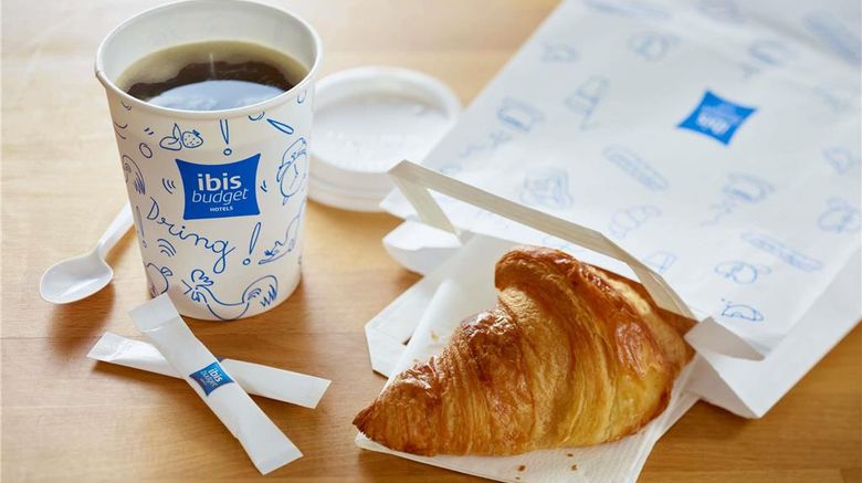<b>Ibis Budget Honfleur Centre Ville Exterior</b>. Images powered by <a href="https://iceportal.shijigroup.com/" title="IcePortal" target="_blank">IcePortal</a>.