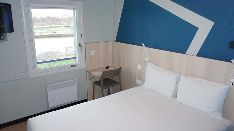 <b>Ibis Budget Honfleur Centre Ville Room</b>. Images powered by <a href="https://iceportal.shijigroup.com/" title="IcePortal" target="_blank">IcePortal</a>.