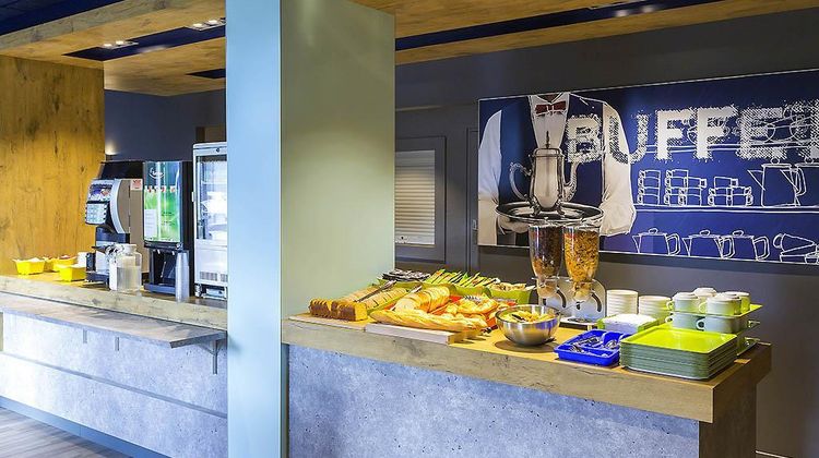 Ibis Budget Lorient Hennebont Exterior