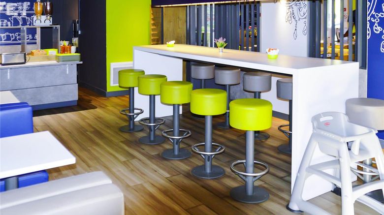 <b>Ibis Budget Hyeres Centre Ville Restaurant</b>. Images powered by <a href="https://iceportal.shijigroup.com/" title="IcePortal" target="_blank">IcePortal</a>.