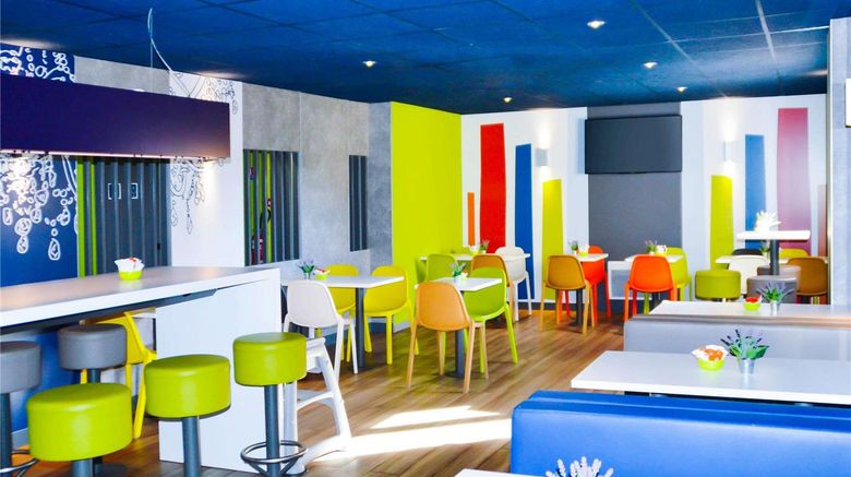 <b>Ibis Budget Hyeres Centre Ville Restaurant</b>. Images powered by <a href="https://iceportal.shijigroup.com/" title="IcePortal" target="_blank">IcePortal</a>.