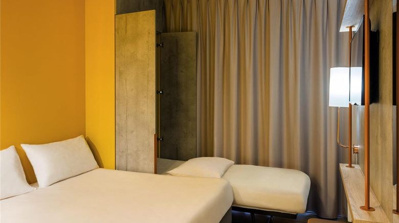 <b>Ibis Budget Hyeres Centre Ville Room</b>. Images powered by <a href="https://iceportal.shijigroup.com/" title="IcePortal" target="_blank">IcePortal</a>.