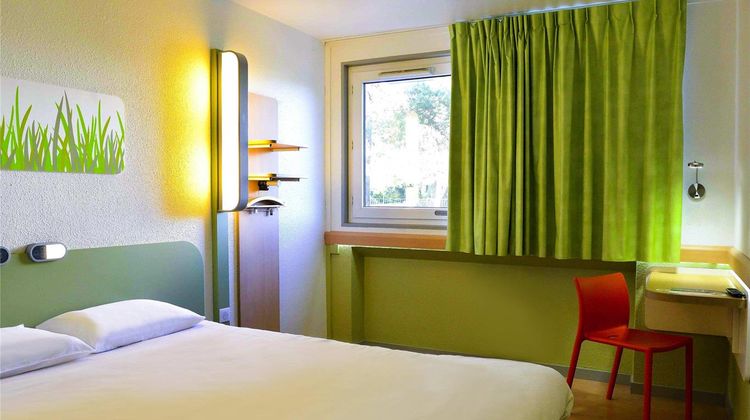 Ibis Budget Bordeaux Le Lac Exterior