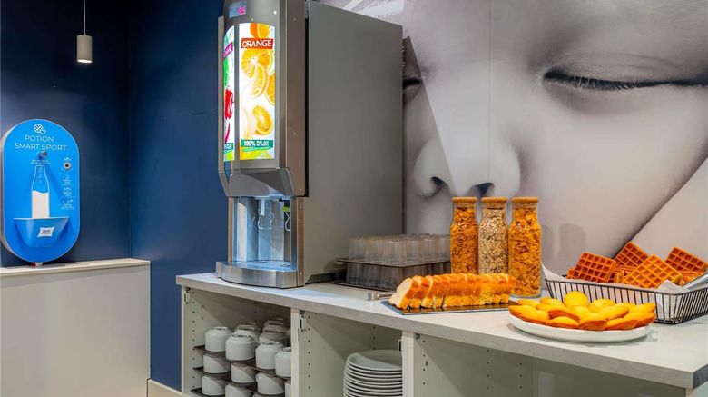 <b>Ibis Budget Paris Porte De Pantin Restaurant</b>. Images powered by <a href="https://iceportal.shijigroup.com/" title="IcePortal" target="_blank">IcePortal</a>.