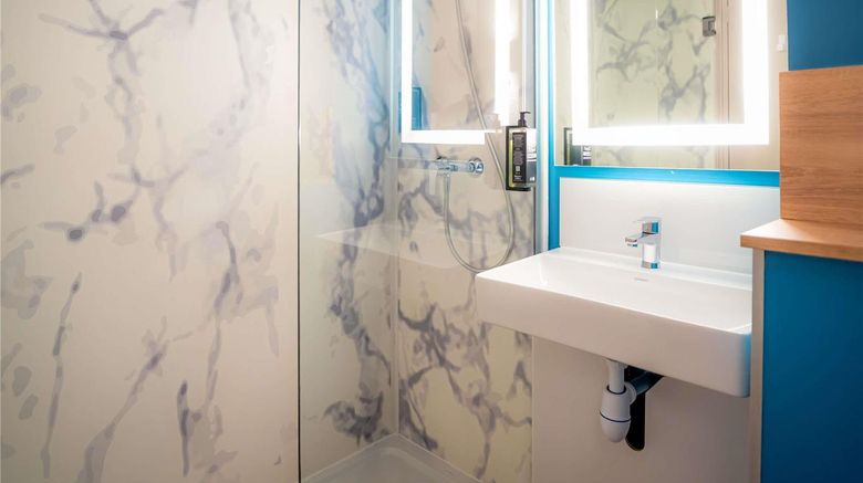 <b>Ibis Budget Paris Porte De Pantin Room</b>. Images powered by <a href="https://iceportal.shijigroup.com/" title="IcePortal" target="_blank">IcePortal</a>.