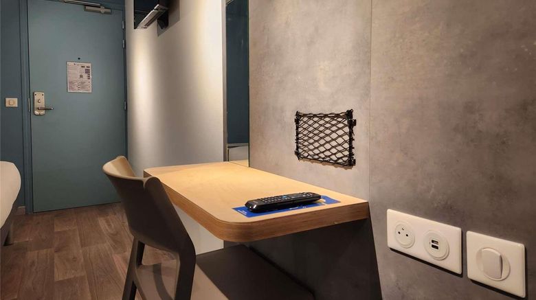 <b>Ibis Budget Chambourcy Room</b>. Images powered by <a href="https://iceportal.shijigroup.com/" title="IcePortal" target="_blank">IcePortal</a>.