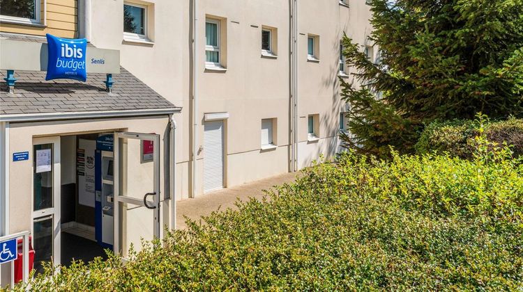 Ibis Budget Senlis Exterior