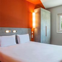 Ibis Budget Senlis