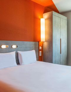 Ibis Budget Senlis