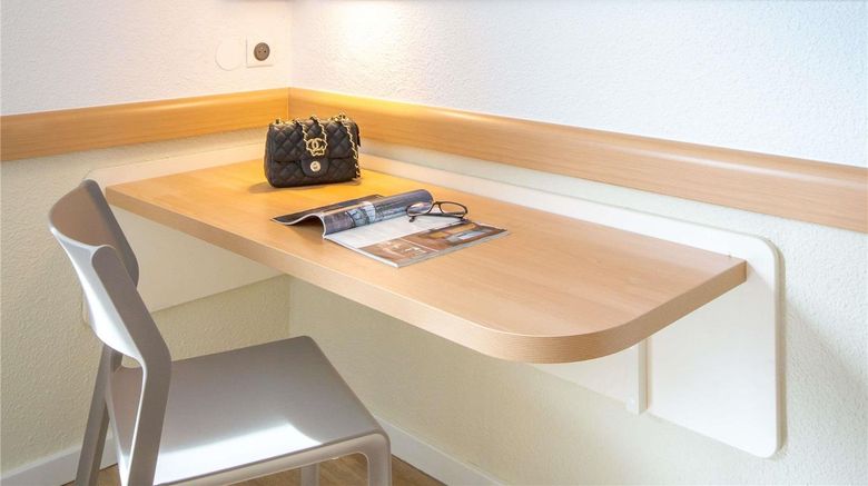 <b>Ibis Budget Frejus Saint Raphael Room</b>. Images powered by <a href="https://iceportal.shijigroup.com/" title="IcePortal" target="_blank">IcePortal</a>.