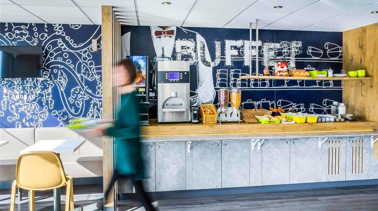 Ibis Budget Frejus Saint Raphael Exterior