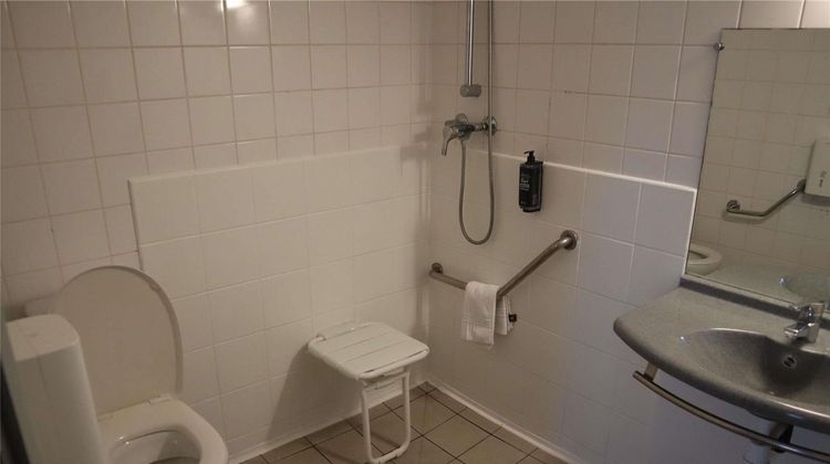 Ibis Budget Sur Mer Centre Les Ports Room