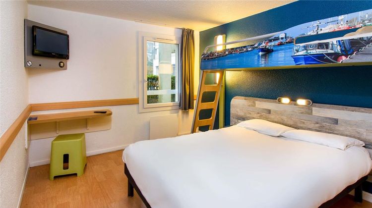 Ibis Budget Sur Mer Centre Les Ports Room