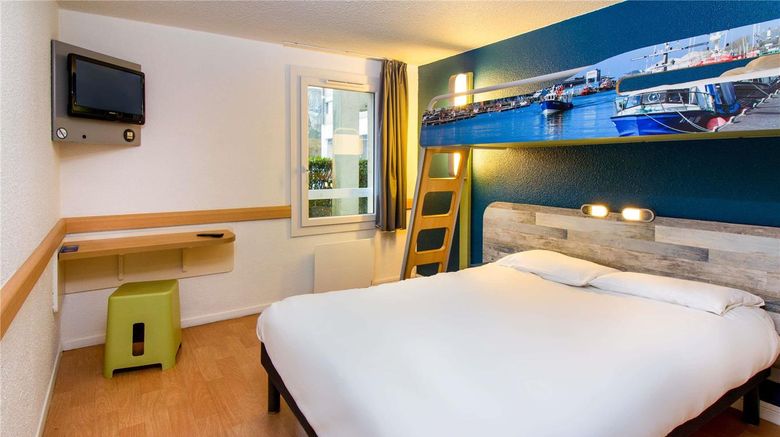 <b>Ibis Budget Sur Mer Centre Les Ports Room</b>. Images powered by <a href="https://iceportal.shijigroup.com/" title="IcePortal" target="_blank">IcePortal</a>.