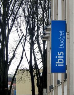 Ibis Budget Sur Mer Centre Les Ports