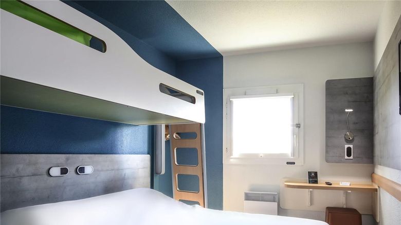 <b>Ibis Budget Abbeville Room</b>. Images powered by <a href="https://iceportal.shijigroup.com/" title="IcePortal" target="_blank">IcePortal</a>.