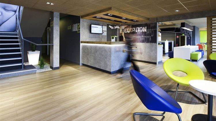 Ibis Budget Pau Est Exterior