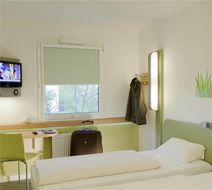 Ibis Budget Marseille Est Saint Menet Room